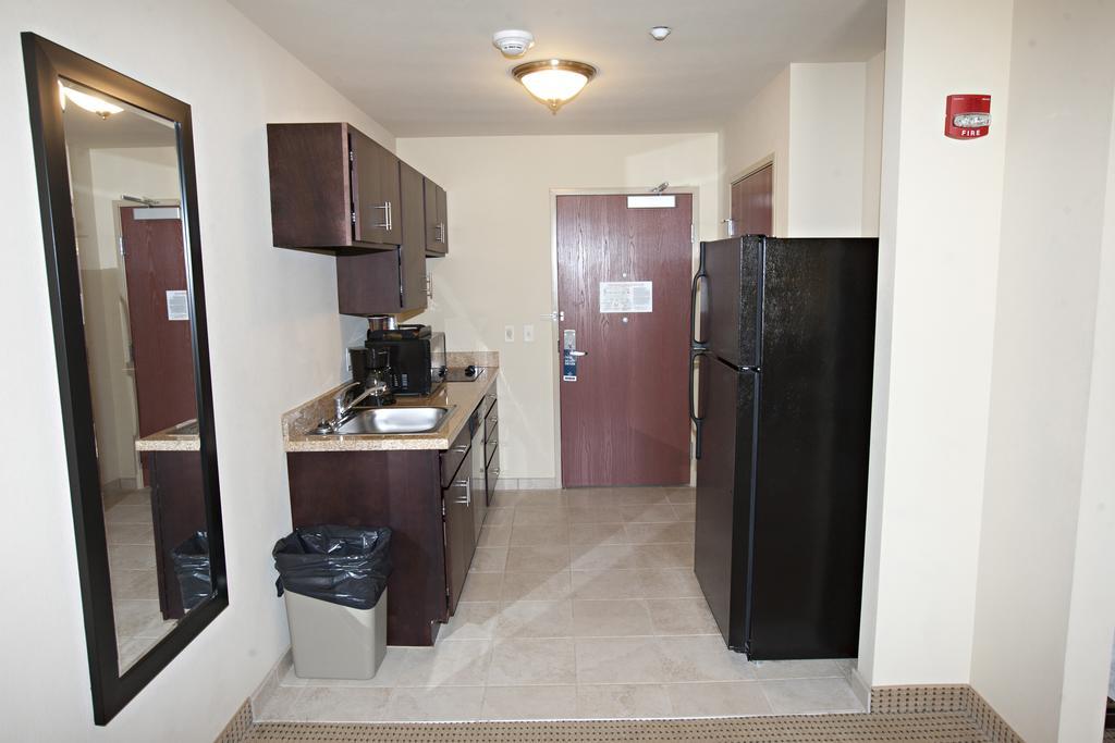Cobblestone Inn & Suites - Langdon المظهر الخارجي الصورة