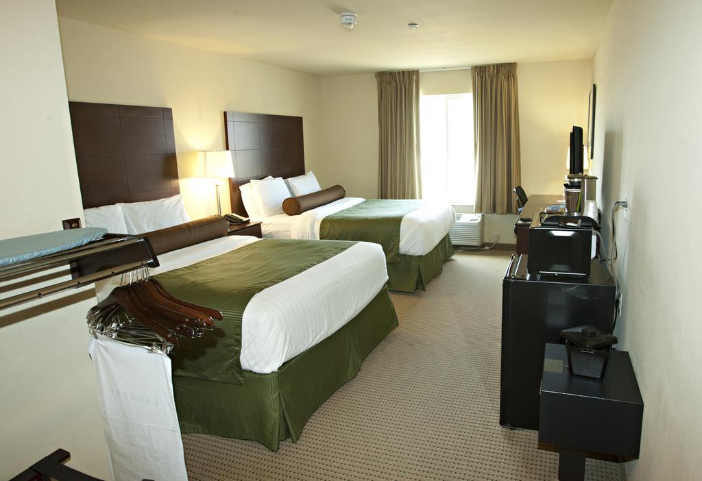Cobblestone Inn & Suites - Langdon المظهر الخارجي الصورة