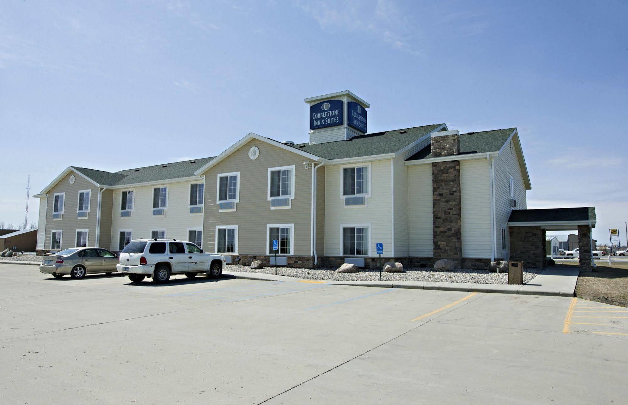 Cobblestone Inn & Suites - Langdon المظهر الخارجي الصورة